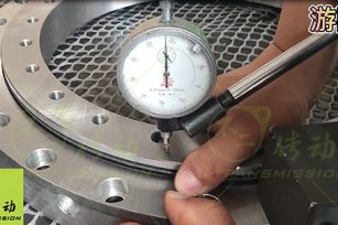 齒輪式回轉(zhuǎn)驅(qū)動的游隙如何選擇？